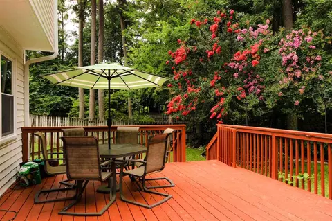 5002 Rolling Meadows Dr, Durham, NC 27703 photo 16