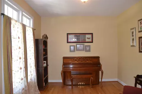 100 Barnes Spring Ct, Cary, NC 27519 photo 4