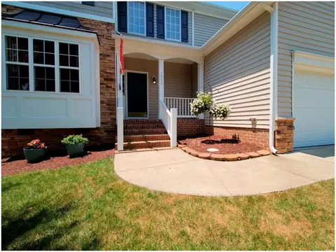 1916 Carnation Dr, Durham, NC 27703 photo 3