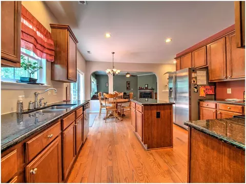 1916 Carnation Dr, Durham, NC 27703 photo 9