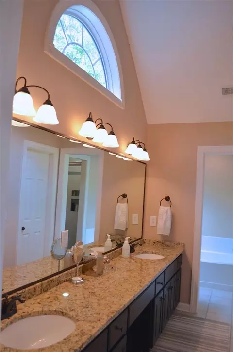 132 Walker Run, Selma, NC 27576 photo 10