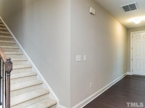 1010 Capstone Dr, Durham, NC 27713 photo 3