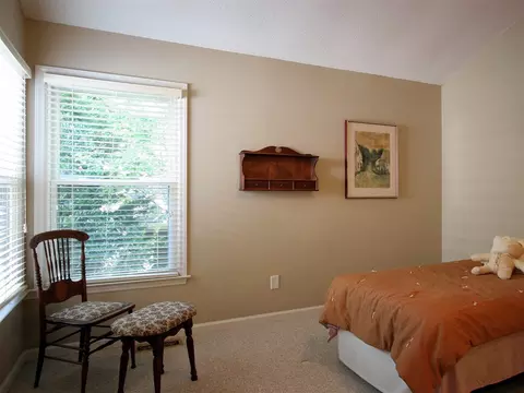 110 Crestpoint Ct, Cary, NC 27513 photo 11