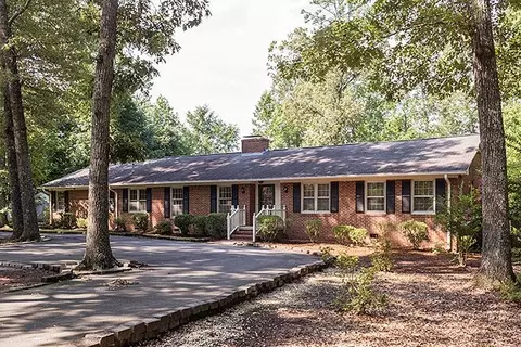 3734 Cambridge Rd, Durham, NC 27707 photo 2