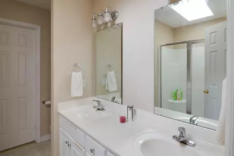 901 Sunrise Dr, Garner, NC 27529 photo 9