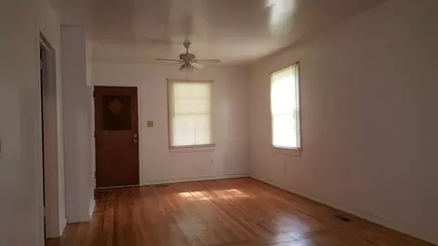 806 Simmons St, Durham, NC 27701 photo 6