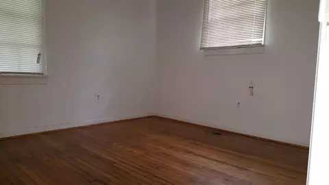806 Simmons St, Durham, NC 27701 photo 3