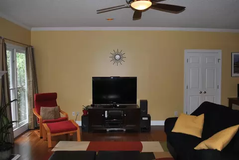 1008 Oakwater Dr, Garner, NC 27529 photo 6