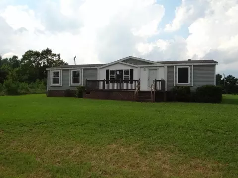 105 Hickory Dr, Spring Hope, NC 27882 photo 1