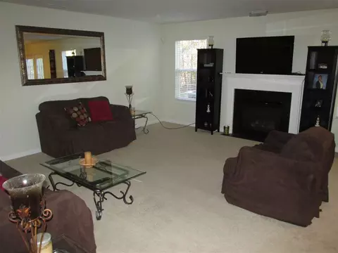 17 Ocean Ct, Durham, NC 27704 photo 5