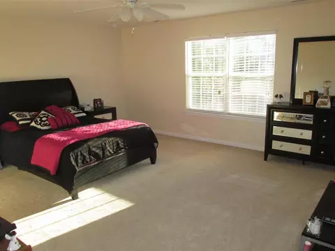 17 Ocean Ct, Durham, NC 27704 photo 7