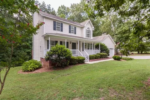 1601 Middle Ridge Dr, Willow Spring, NC 27592 photo 2