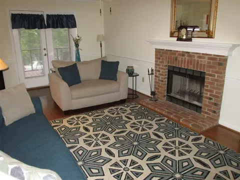 2 Christopher Ct, Durham, NC 27704 photo 7