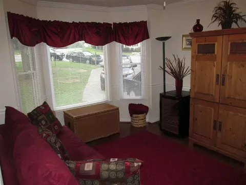 2 Christopher Ct, Durham, NC 27704 photo 4