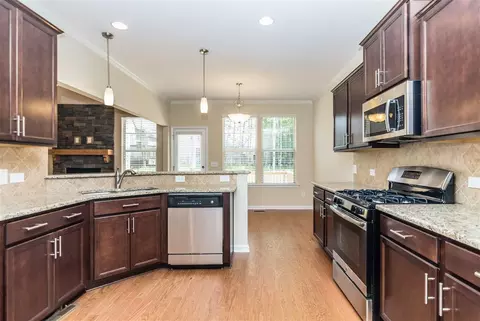 105 Mesquite Dr, Durham, NC 27703 photo 11