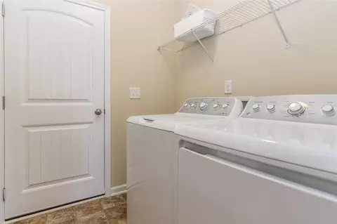 105 Mesquite Dr, Durham, NC 27703 photo 13