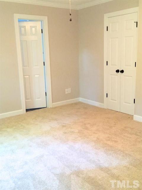 102 Silverridge Ct, Cary, NC 27513 photo 16