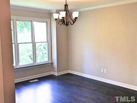 102 Silverridge Ct, Cary, NC 27513 photo 3