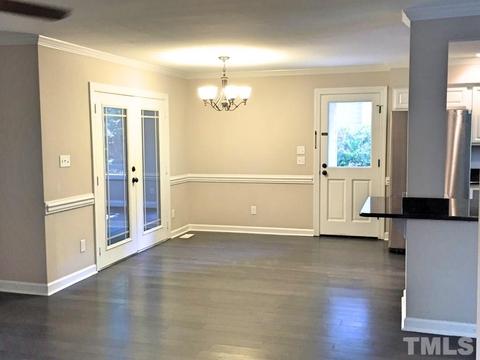 102 Silverridge Ct, Cary, NC 27513 photo 6
