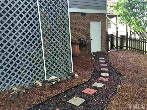 102 Silverridge Ct, Cary, NC 27513 photo 24