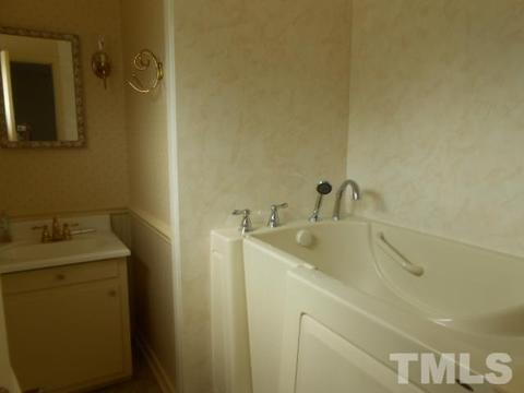 50 First St, Smithfield, NC 27577 photo 16