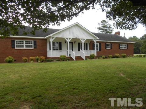 50 First St, Smithfield, NC 27577 photo 2