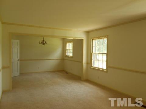 50 First St, Smithfield, NC 27577 photo 5