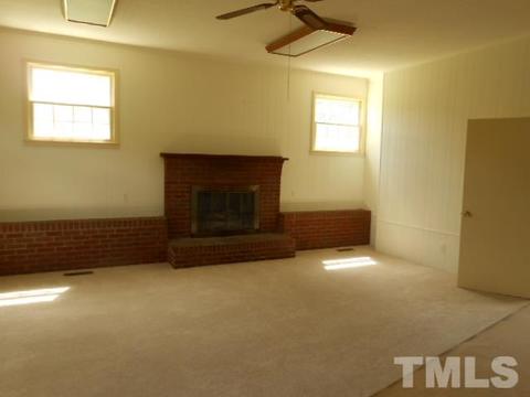 50 First St, Smithfield, NC 27577 photo 9