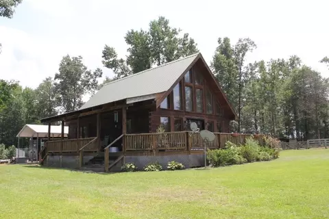 205 Koerner Ln, Erwin, NC 28339 photo 2