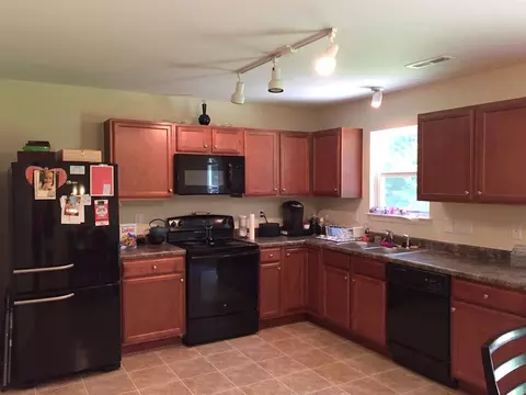 1026 Statler Dr, Durham, NC 27703 photo 4