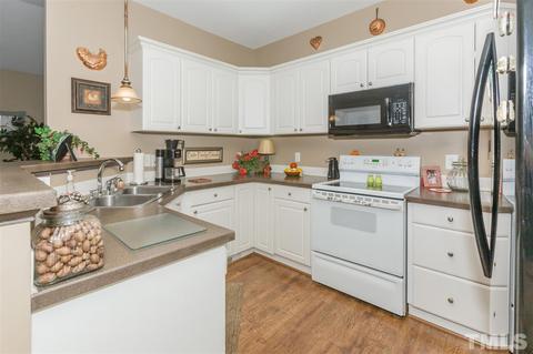 8012 Willow Croft Dr, Willow Spring, NC 27592 photo 10