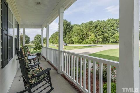 8012 Willow Croft Dr, Willow Spring, NC 27592 photo 4