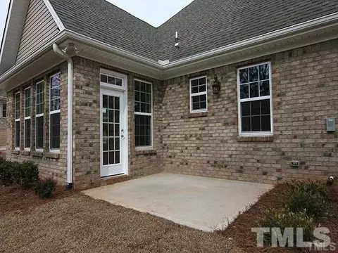 400 Easy Wind Ln, Garner, NC 27529 photo 4