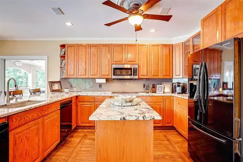 980 Crystal Forest Dr, Semora, NC 27343 photo 9
