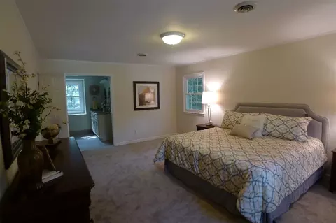 2829 Old Orchard Rd, Raleigh, NC 27607 photo 10