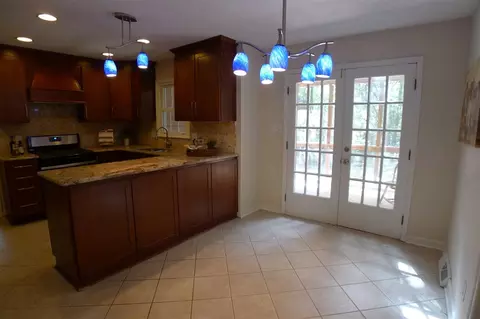 2829 Old Orchard Rd, Raleigh, NC 27607 photo 9
