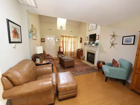18 Epping Ct, Durham, NC 27703 photo 3