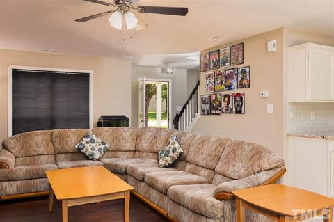 2805 Warren St, Durham, NC 27704 photo 8