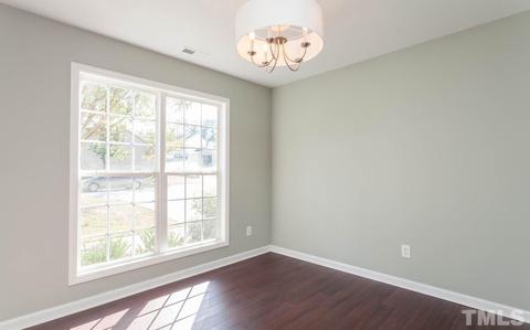 2805 Warren St, Durham, NC 27704 photo 6