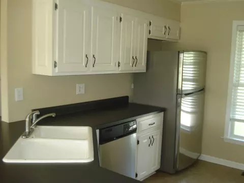 233 Wendy Pl, Benson, NC 27504 photo 6