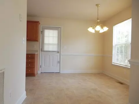 819 Hemlock Ave, Durham, NC 27707 photo 4