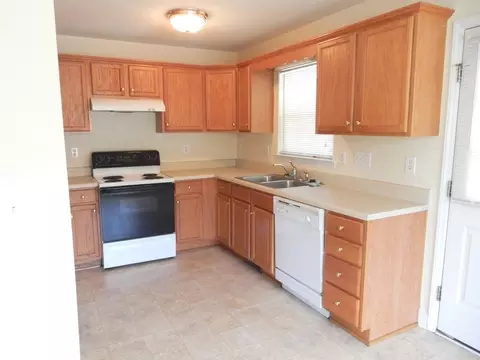 819 Hemlock Ave, Durham, NC 27707 photo 5
