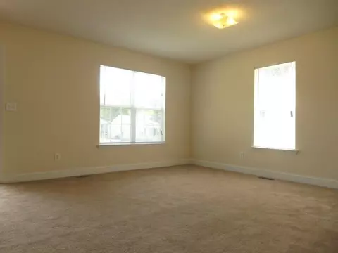 819 Hemlock Ave, Durham, NC 27707 photo 3