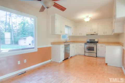 1309 Pineview Dr, Garner, NC 27529 photo 7