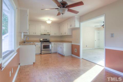 1309 Pineview Dr, Garner, NC 27529 photo 5
