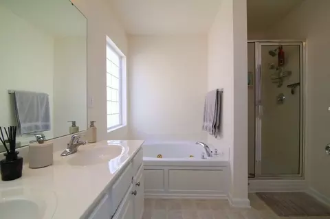 949 Spring Meadow Dr, Durham, NC 27713 photo 11