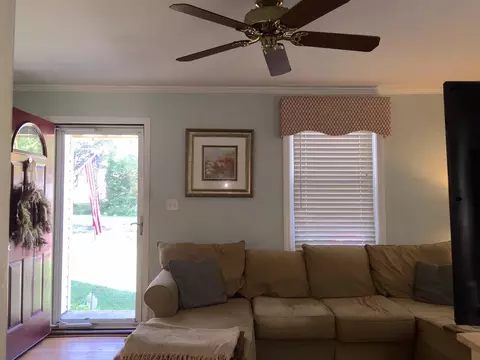 412 Colleton Rd, Raleigh, NC 27610 photo 3