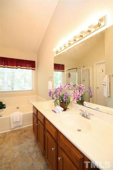 3604 Singleleaf Ln, Raleigh, NC 27616 photo 18