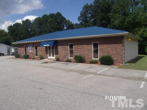 306 E Jackson Blvd, Erwin, NC 28339 photo 1