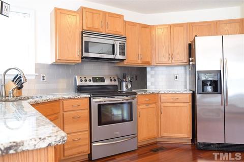 6901 Stevens Oaks Dr, Garner, NC 27529 photo 9
